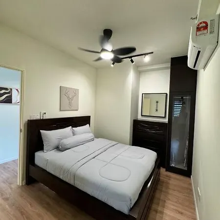 Sy Urban Dwell Staycation Near Shah Alam Stadium Exterior photo